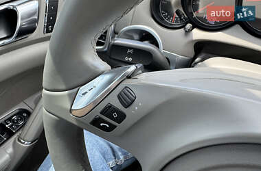 Внедорожник / Кроссовер Porsche Cayenne 2013 в 