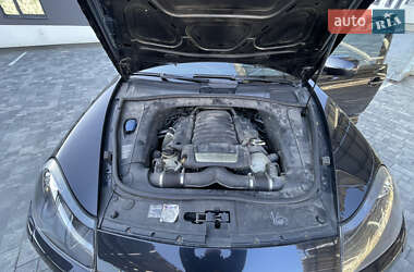 Позашляховик / Кросовер Porsche Cayenne 2009 в 