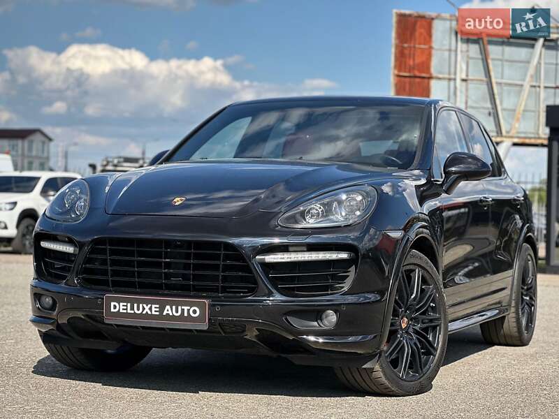 Внедорожник / Кроссовер Porsche Cayenne 2014 в Киеве