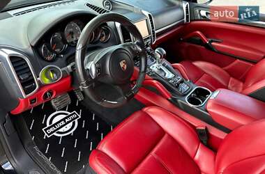 Внедорожник / Кроссовер Porsche Cayenne 2014 в 