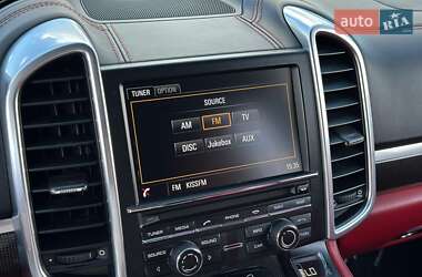 Внедорожник / Кроссовер Porsche Cayenne 2014 в 