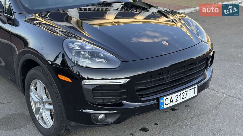 Внедорожник / Кроссовер Porsche Cayenne 2017 в Черкассах