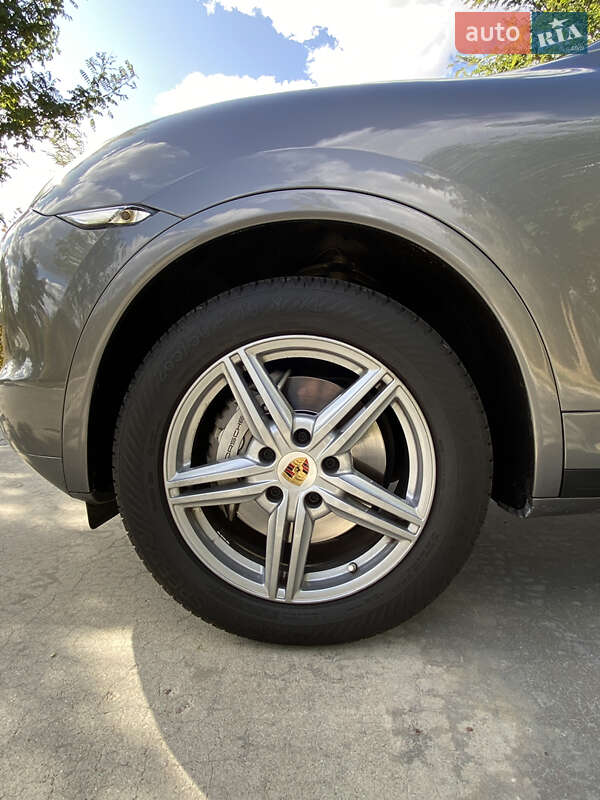 Позашляховик / Кросовер Porsche Cayenne 2010 в Києві фото 12 Позашляховик / Кросовер Porsche Cayenne 2010 в Києві