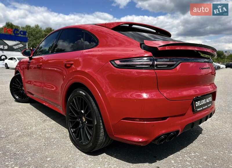 Позашляховик / Кросовер Porsche Cayenne 2021 в Києві