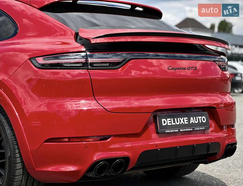 Позашляховик / Кросовер Porsche Cayenne 2021 в Києві