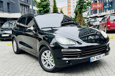 Внедорожник / Кроссовер Porsche Cayenne 2011 в 