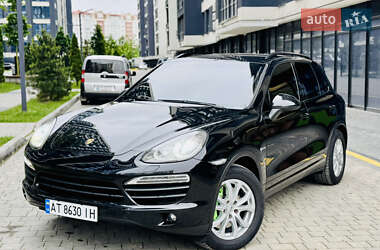 Внедорожник / Кроссовер Porsche Cayenne 2011 в 