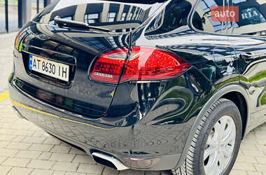 Внедорожник / Кроссовер Porsche Cayenne 2011 в 