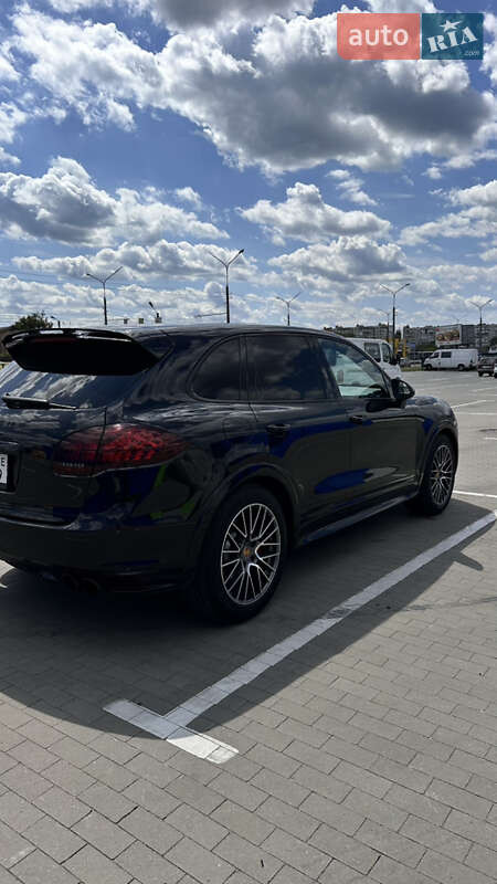 Внедорожник / Кроссовер Porsche Cayenne 2013 в Белой Церкви