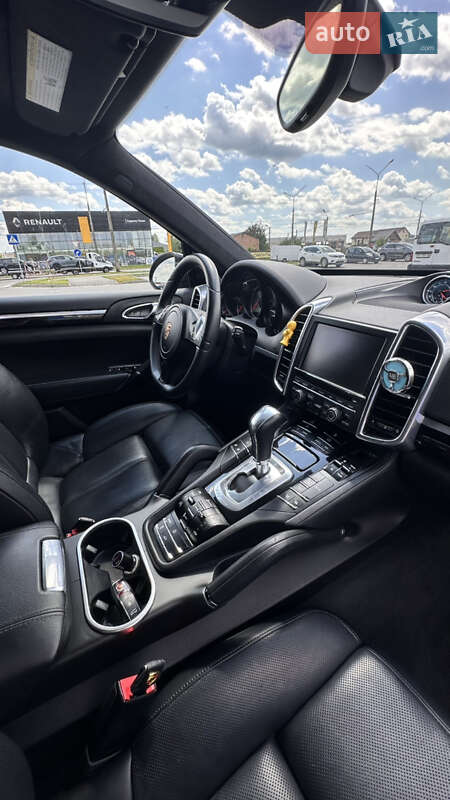 Внедорожник / Кроссовер Porsche Cayenne 2013 в Белой Церкви