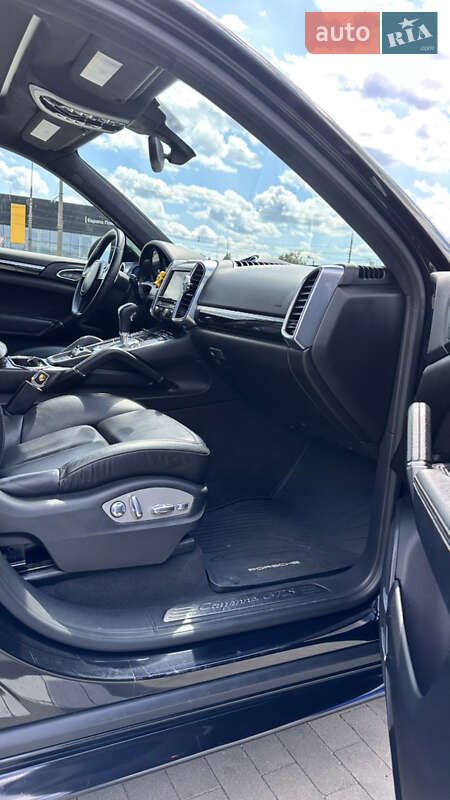 Внедорожник / Кроссовер Porsche Cayenne 2013 в Белой Церкви