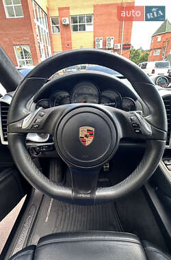 Внедорожник / Кроссовер Porsche Cayenne 2013 в 