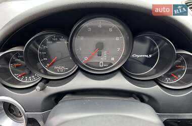 Позашляховик / Кросовер Porsche Cayenne 2010 в 