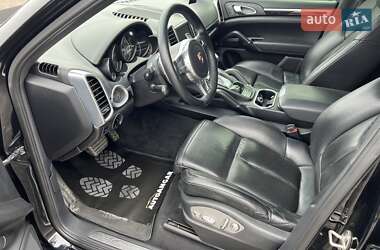 Позашляховик / Кросовер Porsche Cayenne 2010 в 