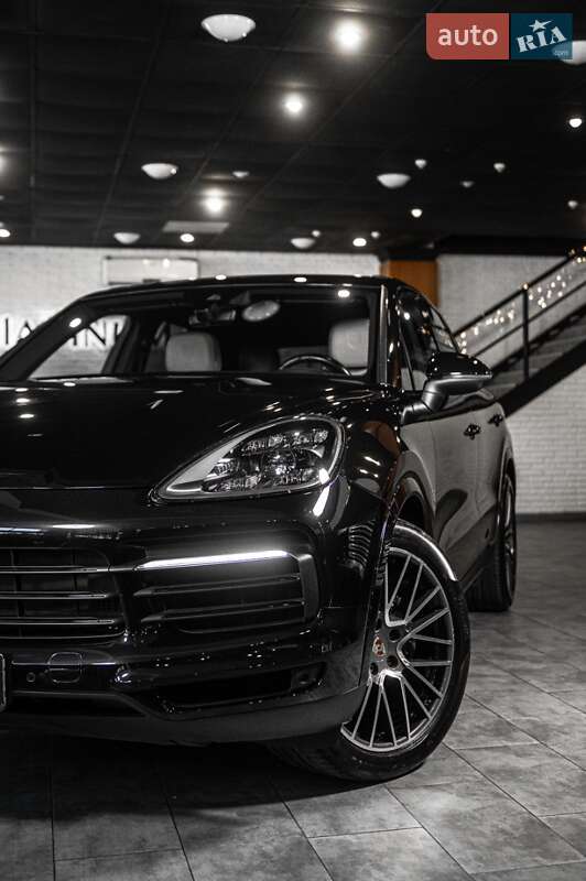 Внедорожник / Кроссовер Porsche Cayenne 2020 в Одессе