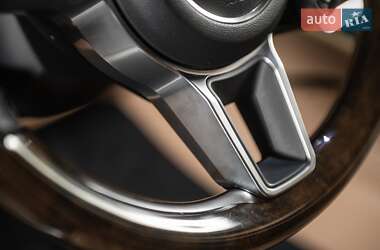 Позашляховик / Кросовер Porsche Cayenne 2020 в 