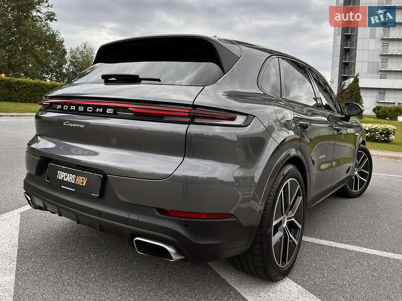 Позашляховик / Кросовер Porsche Cayenne 2024 в Києві
