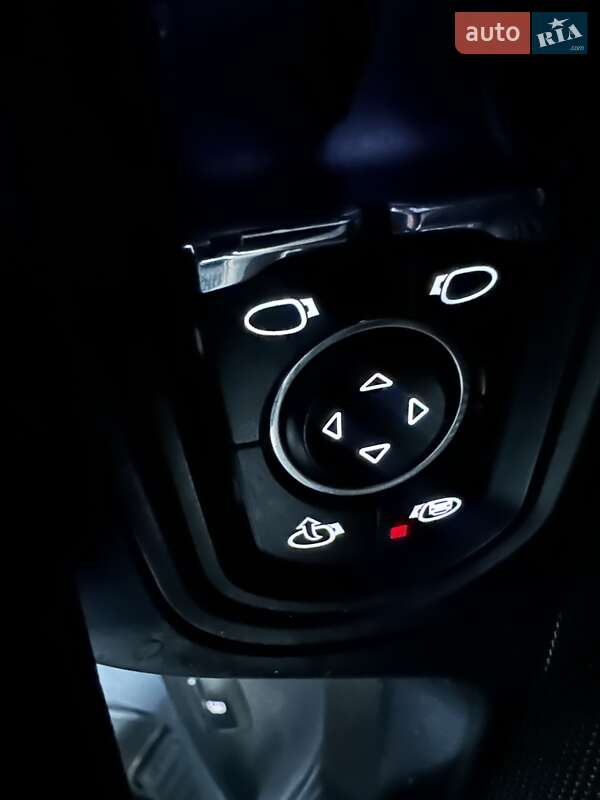 Позашляховик / Кросовер Porsche Cayenne 2015 в Києві