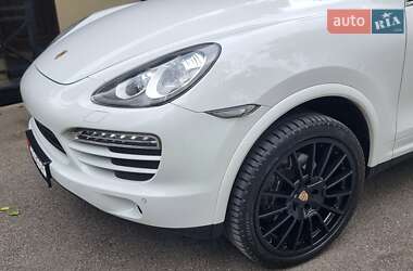 Внедорожник / Кроссовер Porsche Cayenne 2013 в 