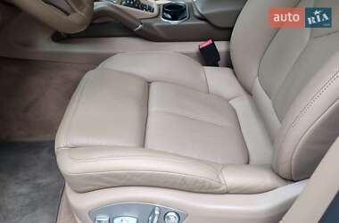 Внедорожник / Кроссовер Porsche Cayenne 2013 в 