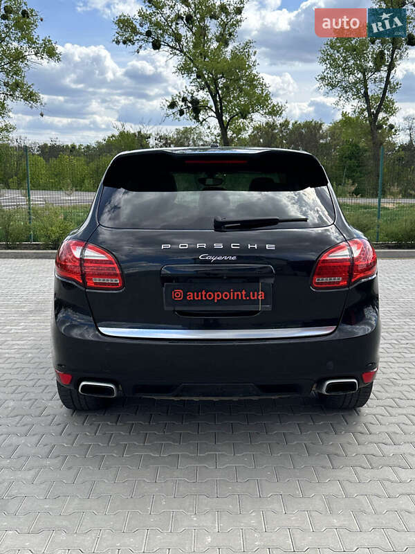 Внедорожник / Кроссовер Porsche Cayenne 2014 в Белогородке