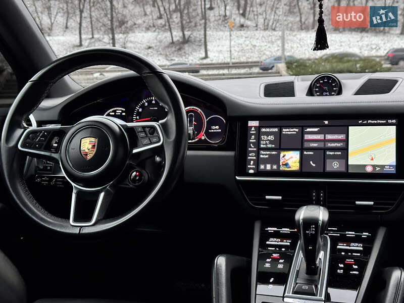 Позашляховик / Кросовер Porsche Cayenne 2017 в Києві