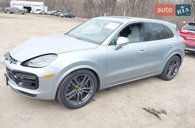 Внедорожник / Кроссовер Porsche Cayenne 2021 в 