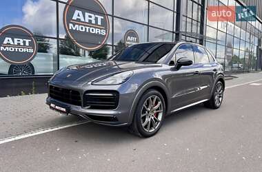 Внедорожник / Кроссовер Porsche Cayenne 2022 в 