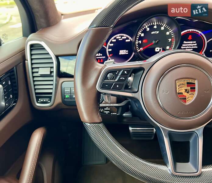 Внедорожник / Кроссовер Porsche Cayenne 2022 в Киеве