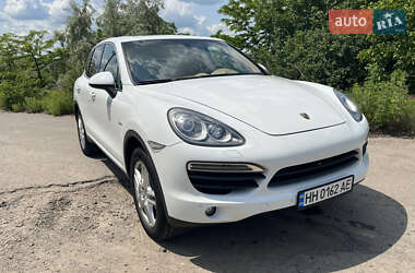 Внедорожник / Кроссовер Porsche Cayenne 2013 в 