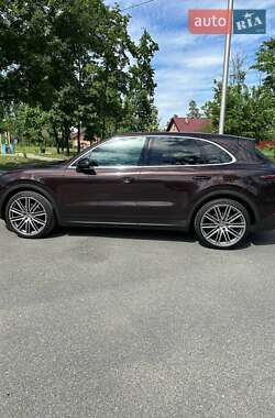 Внедорожник / Кроссовер Porsche Cayenne 2018 в Киеве