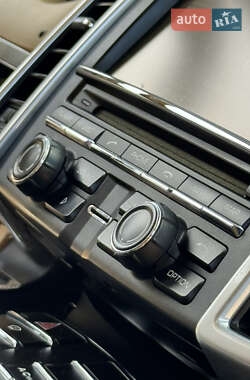 Внедорожник / Кроссовер Porsche Cayenne 2012 в 