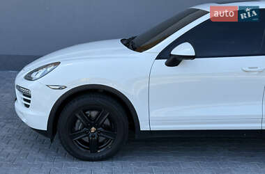 Внедорожник / Кроссовер Porsche Cayenne 2010 в 