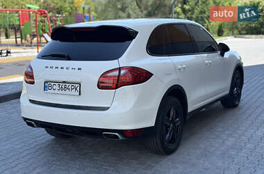 Внедорожник / Кроссовер Porsche Cayenne 2010 в 