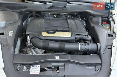 Внедорожник / Кроссовер Porsche Cayenne 2010 в 