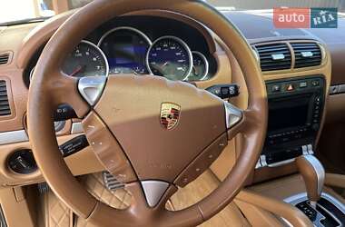 Внедорожник / Кроссовер Porsche Cayenne 2005 в 