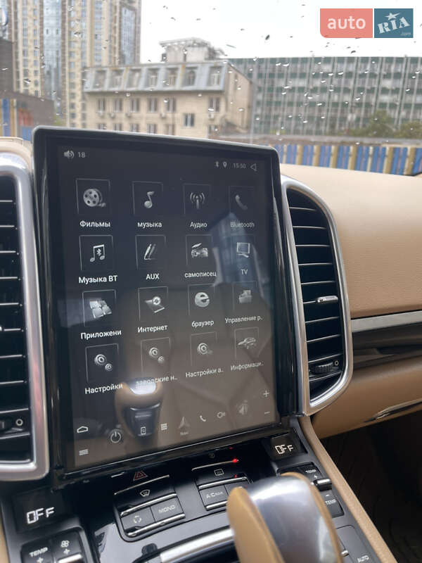 Позашляховик / Кросовер Porsche Cayenne 2012 в Києві