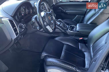 Внедорожник / Кроссовер Porsche Cayenne 2017 в 
