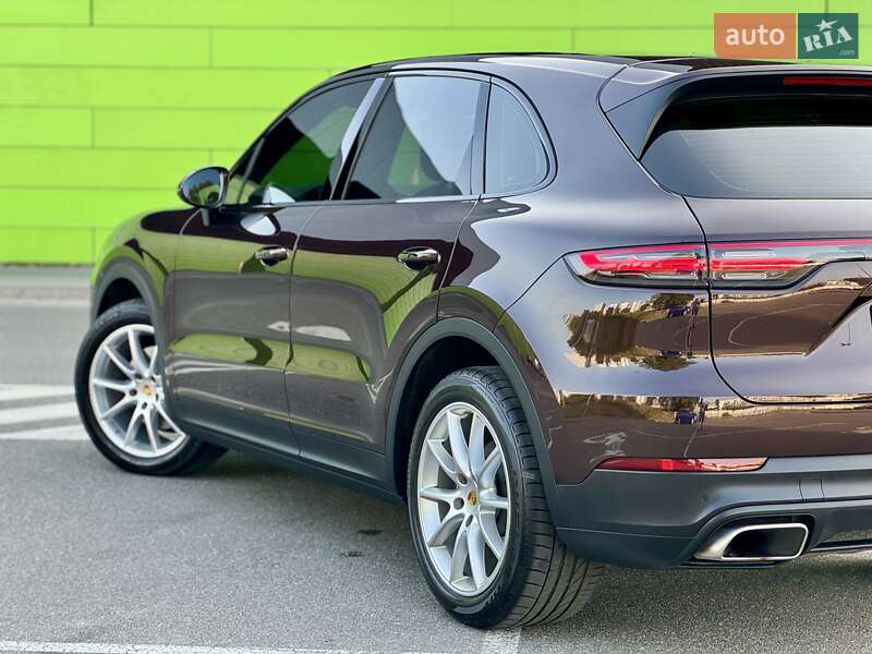 Позашляховик / Кросовер Porsche Cayenne 2018 в Києві