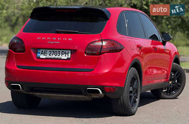 Внедорожник / Кроссовер Porsche Cayenne 2013 в 