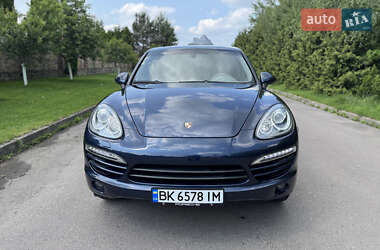 Внедорожник / Кроссовер Porsche Cayenne 2013 в 