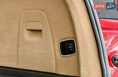 Внедорожник / Кроссовер Porsche Cayenne 2015 в 