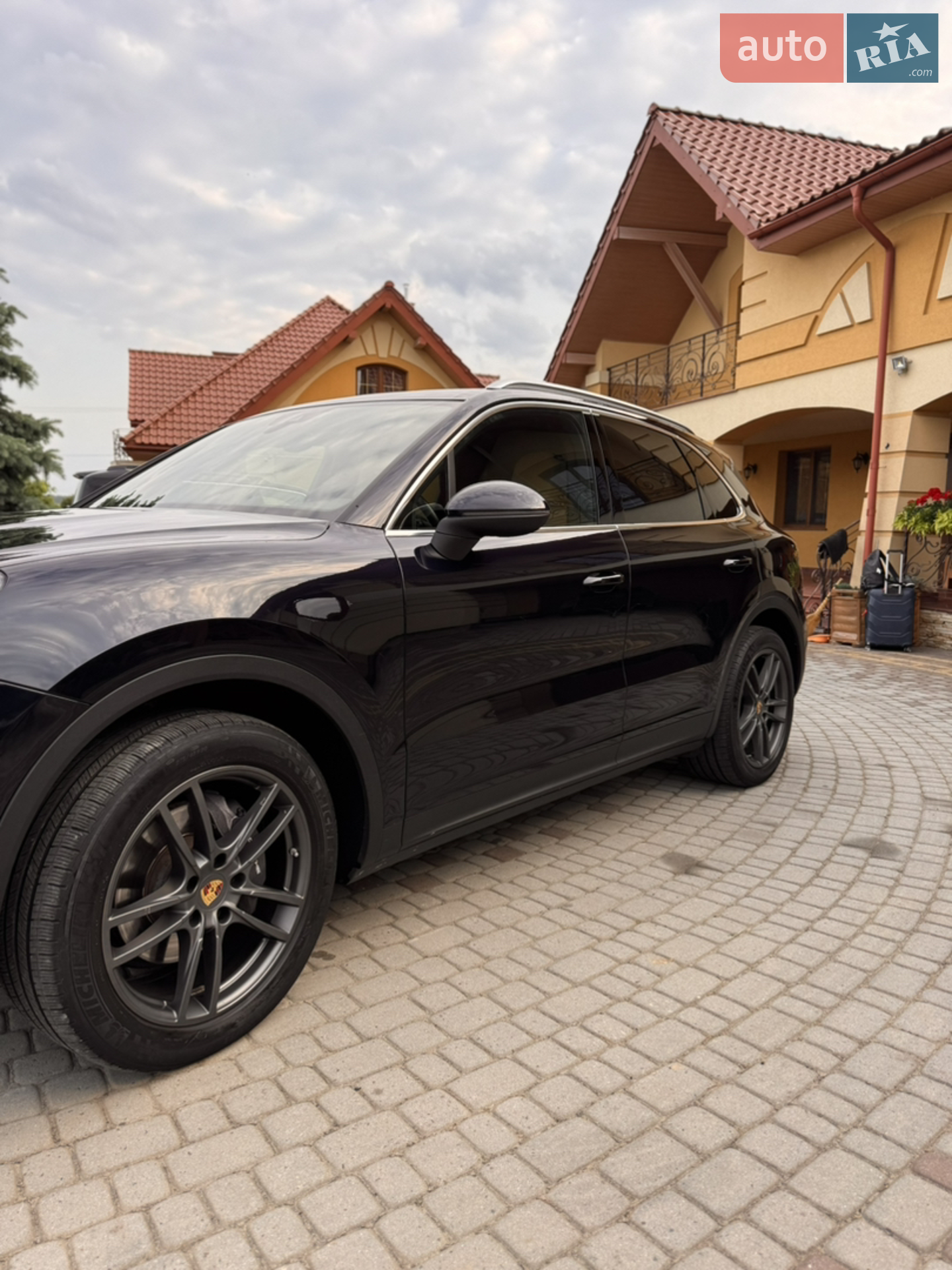 2020 Porsche Cayenne - мініатюра 7