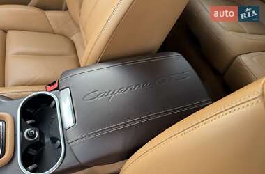 Внедорожник / Кроссовер Porsche Cayenne 2013 в 