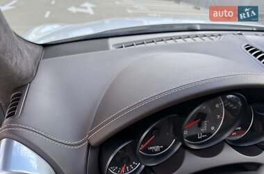 Внедорожник / Кроссовер Porsche Cayenne 2013 в 