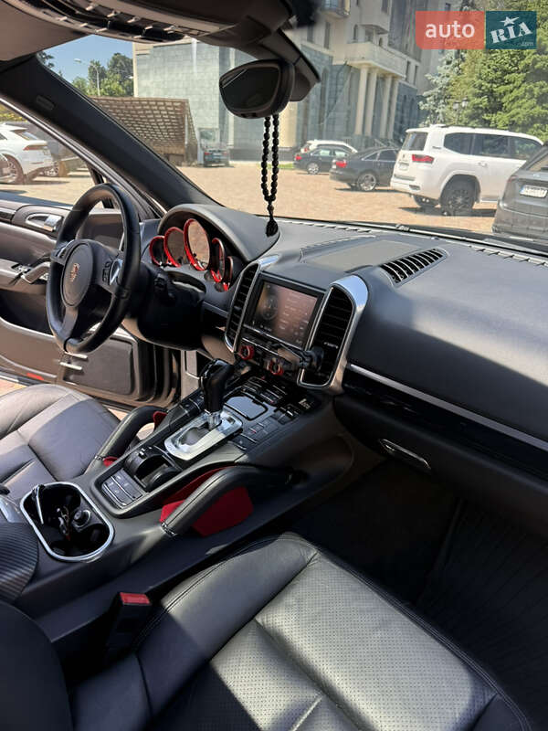 Внедорожник / Кроссовер Porsche Cayenne 2010 в Одессе фото 12 Внедорожник / Кроссовер Porsche Cayenne 2010 в Одессе