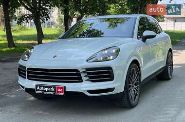 Внедорожник / Кроссовер Porsche Cayenne 2021 в Киеве