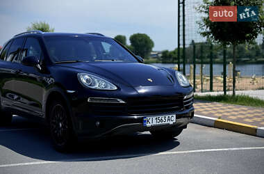 Позашляховик / Кросовер Porsche Cayenne 2010 в 