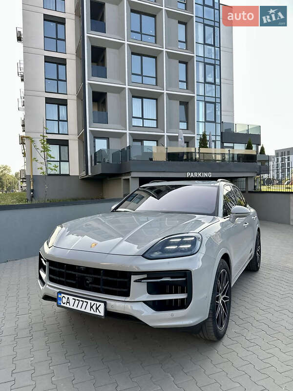Позашляховик / Кросовер Porsche Cayenne 2023 в Черкасах