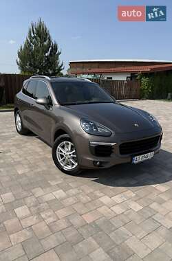 Внедорожник / Кроссовер Porsche Cayenne 2015 в Ивано-Франковске